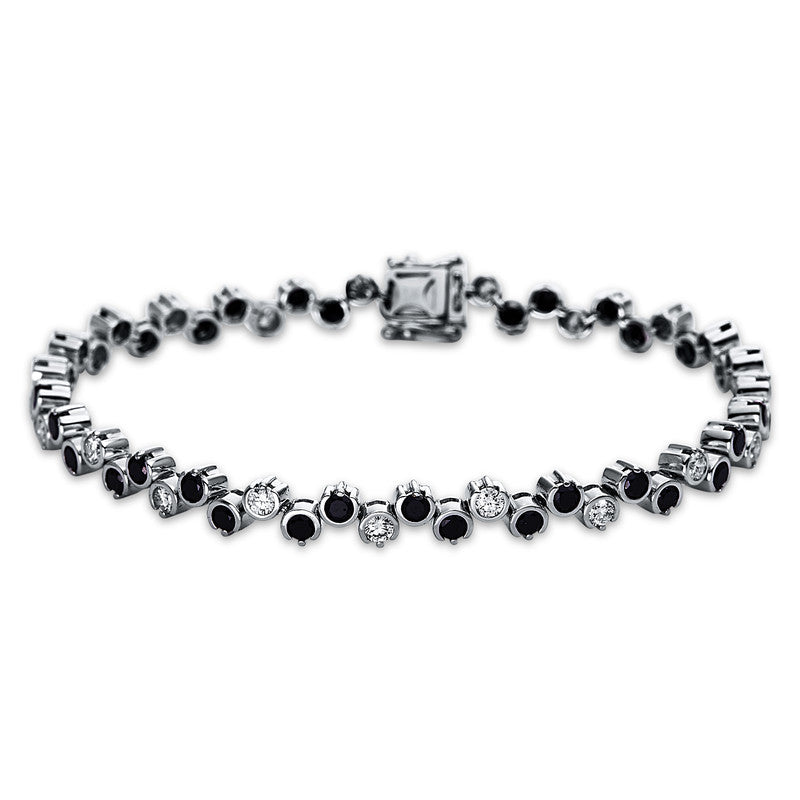 Farbiger Diamant
