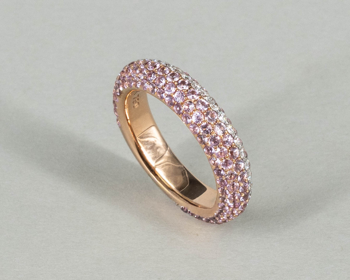 Ring mit Brillanten und Saphiren