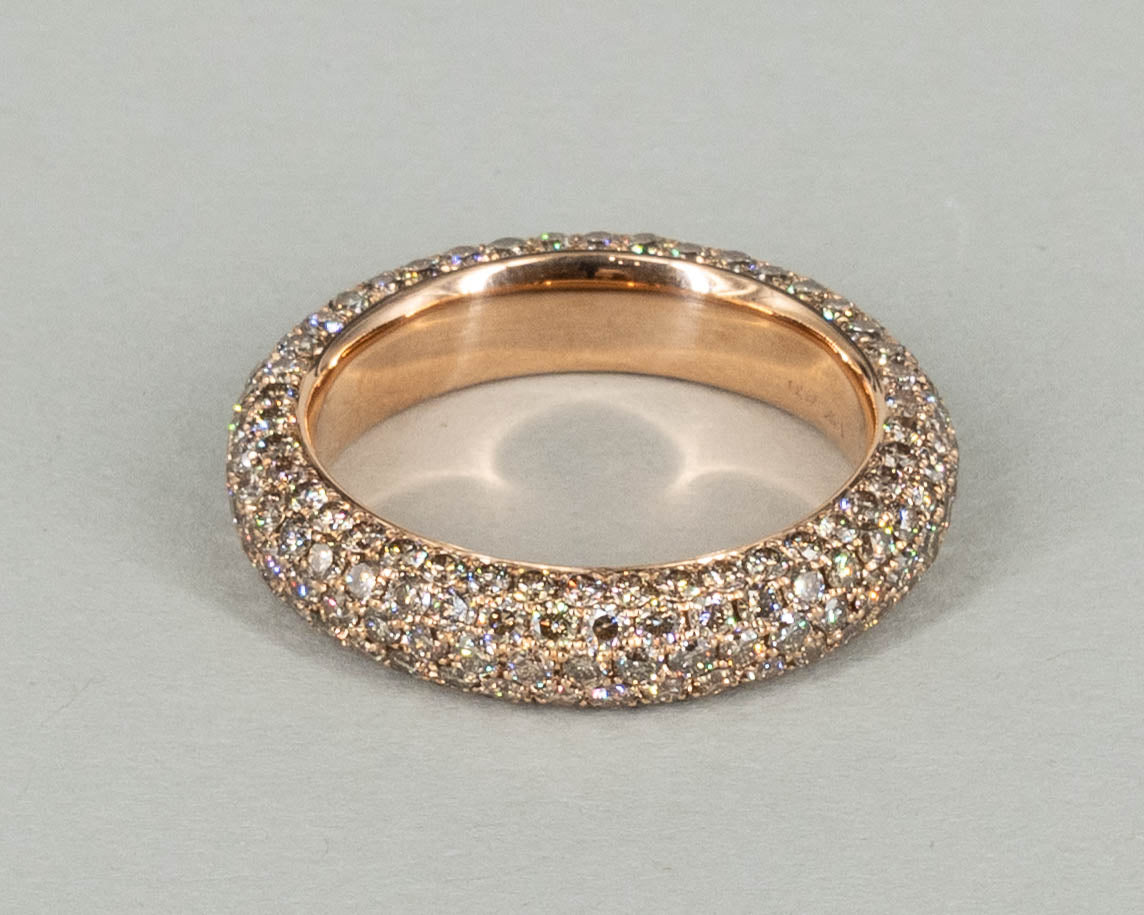 Ring in 18 kt Roségold mit Brillanten