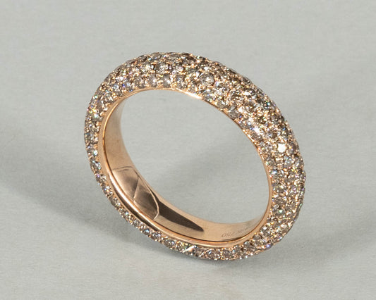Ring in 18 kt Roségold mit Brillanten